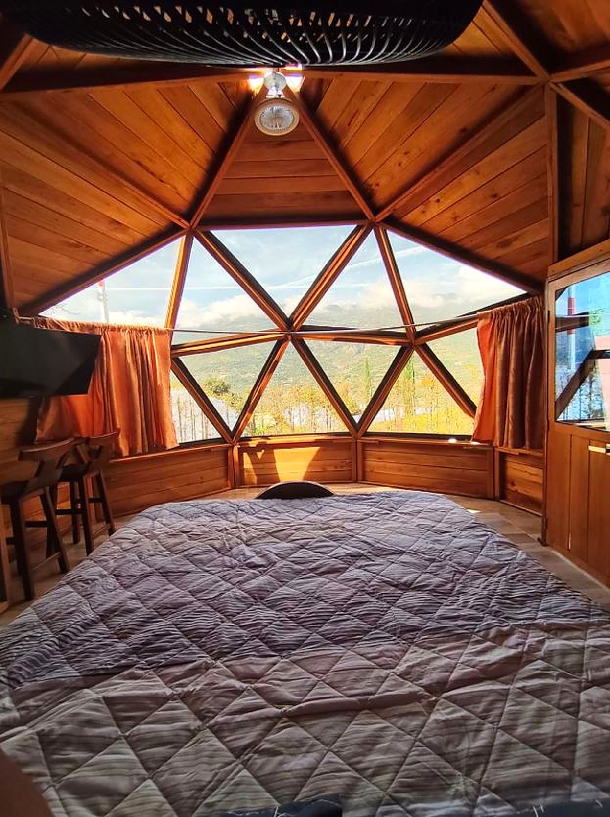Glamping en domo geodésico de El Pedregal, Enciso: foto 1